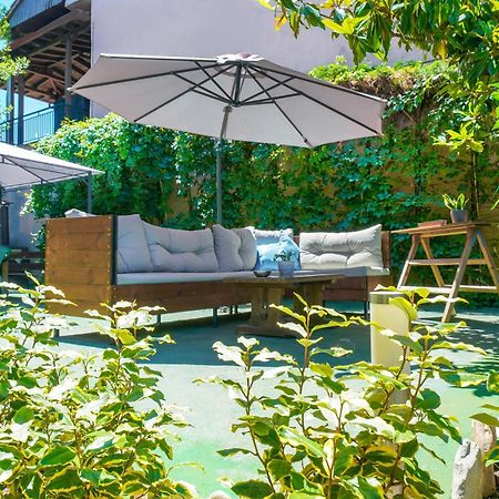 Villa Yanna Олимпия Екстериор снимка