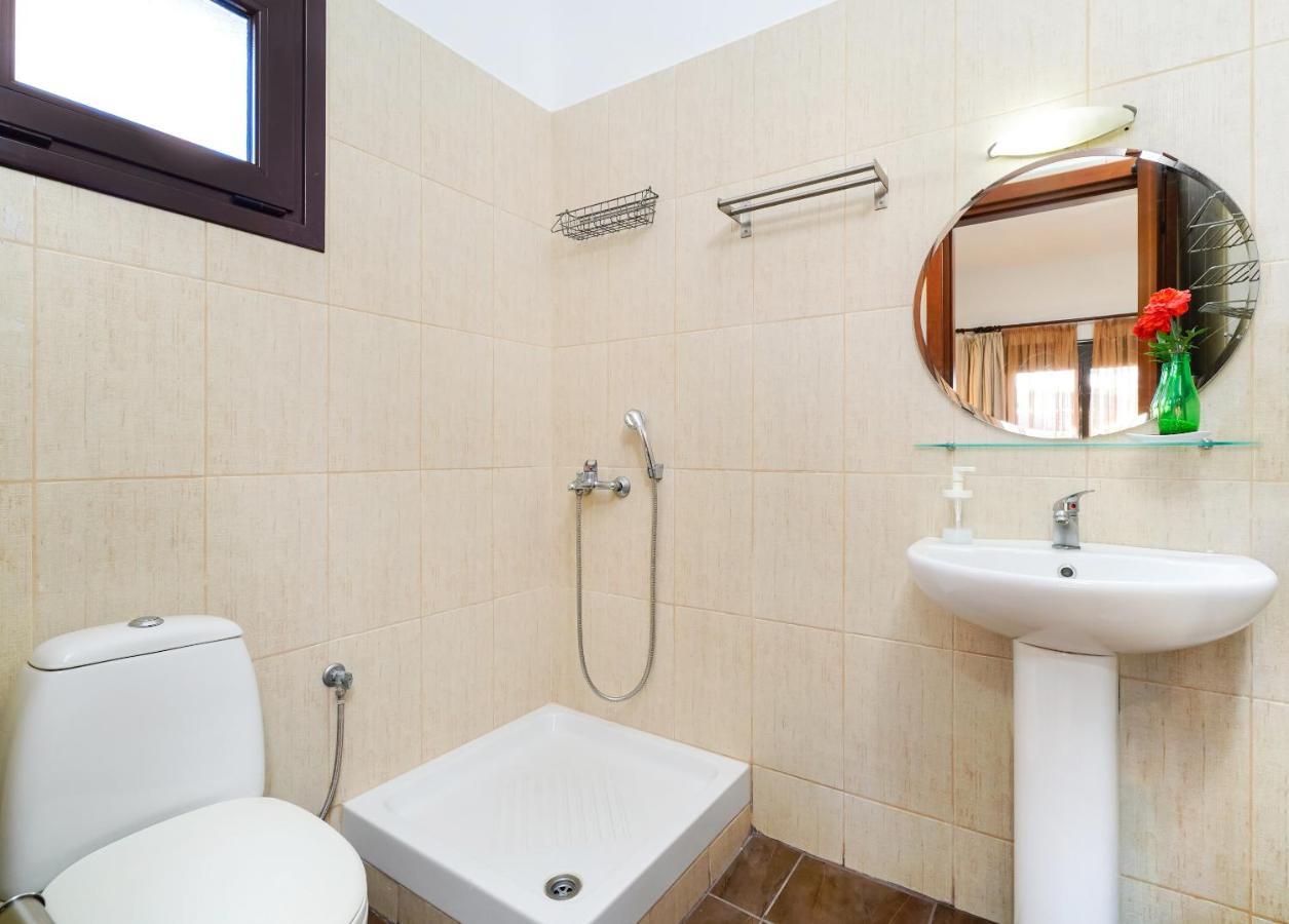 Villa Yanna Олимпия Екстериор снимка